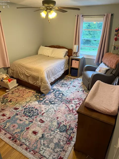 Bedroom - 4006 Cleveland Rd E, Huron, OH 44839 photo 2 of 3