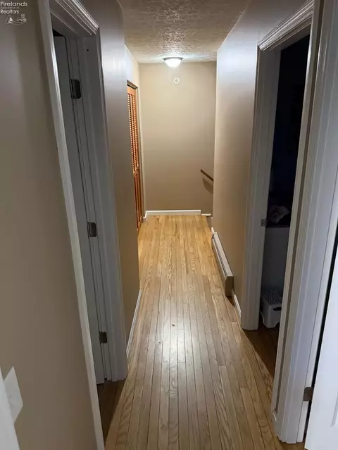 Entry Way - 4006 Cleveland Rd E, Huron, OH 44839 photo 2 of 3