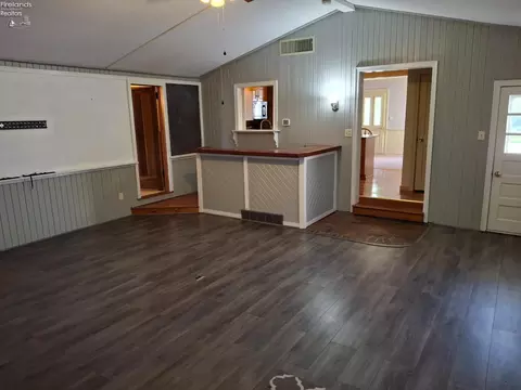 Living - 37 Maple St, Norwalk, OH 44857 photo 1 of 4