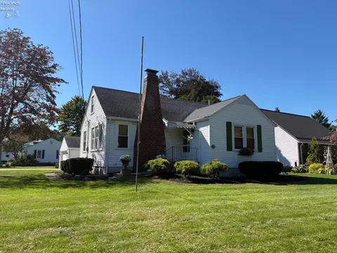 109 Elm St, Milan, OH 44846