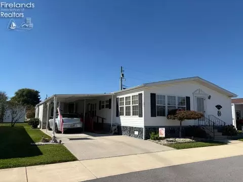 60 N Sr 101 #121, Tiffin, OH 44883