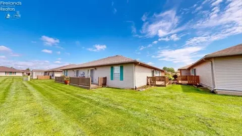 Exterior - 20 Wedgewood Dr, Willard, OH 44890 photo 1 of 1