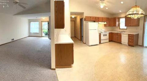 Other - 20 Wedgewood Dr, Willard, OH 44890 photo 4 of 11