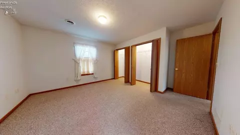 Bedroom - 20 Wedgewood Dr, Willard, OH 44890 photo 5 of 8