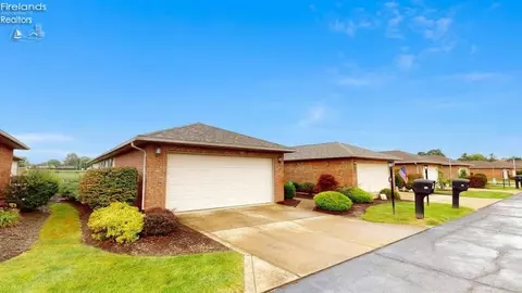 Other - 20 Wedgewood Dr, Willard, OH 44890 photo 2 of 11