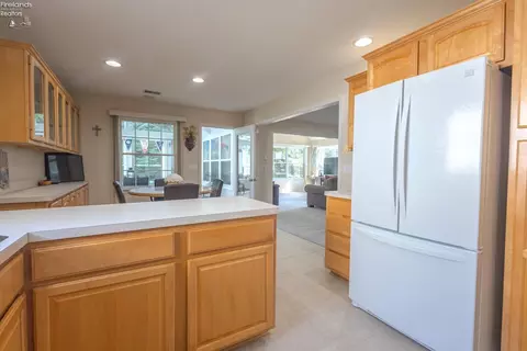 Kitchen - 2011 E Waterberry Dr, Huron, OH 44839 photo 2 of 3