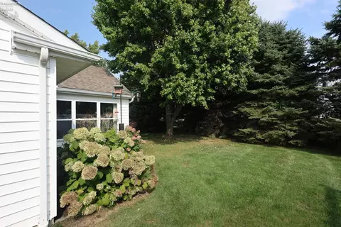 Exterior - 2011 E Waterberry Dr, Huron, OH 44839 photo 8 of 8