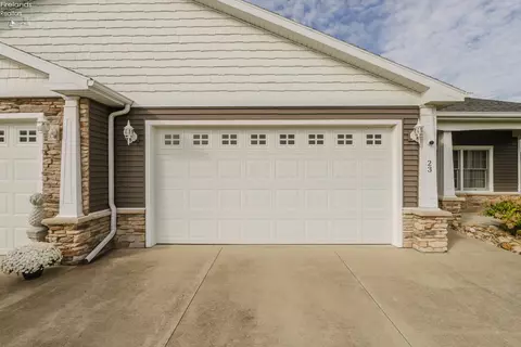 Exterior - 23 Eagle View Dr, Monroeville, OH 44847 photo 2 of 7