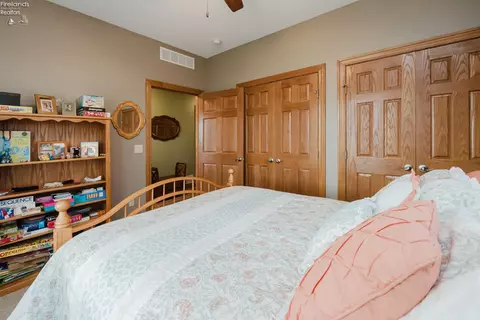 Bedroom - 23 Eagle View Dr, Monroeville, OH 44847 photo 3 of 5