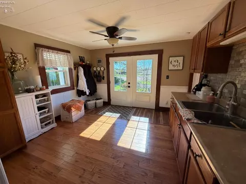 Entry Way - 12848 E Cr 24, Republic, OH 44867 photo 1 of 1