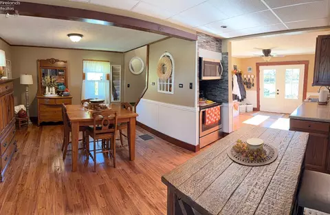 Dining - 12848 E Cr 24, Republic, OH 44867 photo 2 of 2