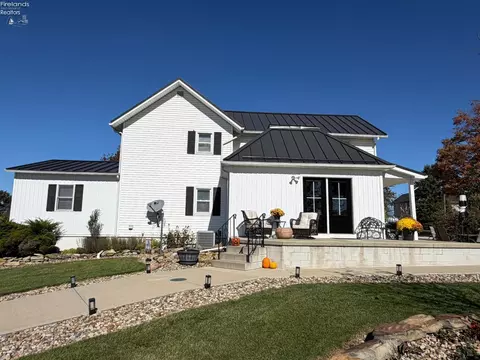 Exterior - 12848 E Cr 24, Republic, OH 44867 photo 5 of 10