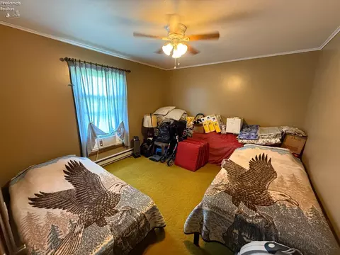 Bedroom - 643 Holiday Dr, Willard, OH 44890 photo 2 of 4