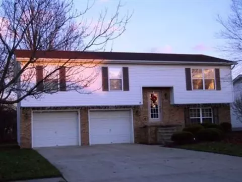 927 Tamarack Dr, Willard, OH 44890 photo 1
