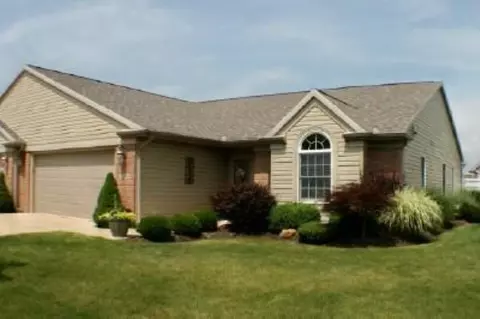 2006 Waterberry St, Huron, OH 44839 photo 1