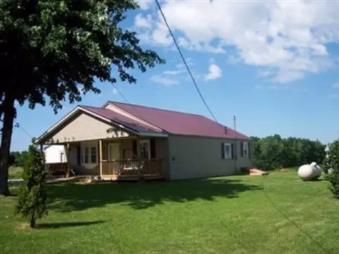 2801 Smith Ave, Willard, OH 44890 photo 1