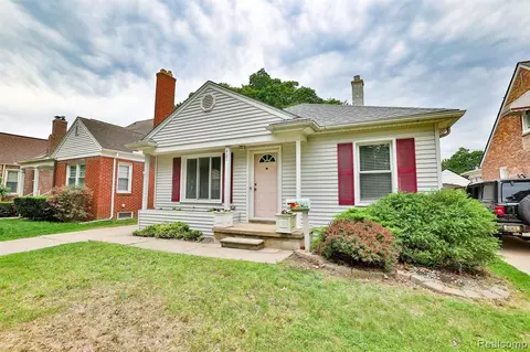 421 Robindale Ave, Dearborn, MI 48128 photo 1