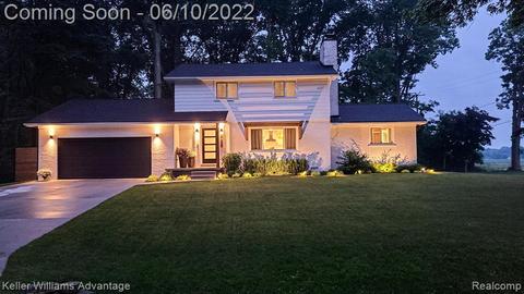 31303 Dolly Cir, Romulus, MI 48174 photo 1