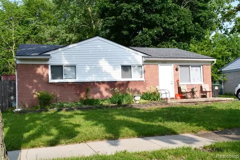 15972 Wellington St, Taylor, MI 48180
