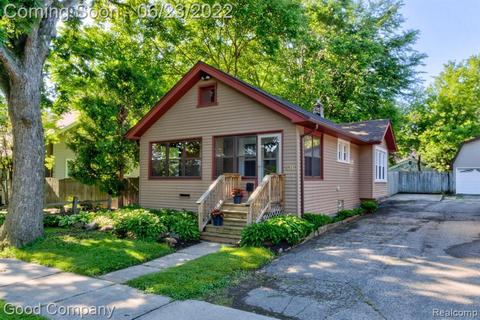 576 E Maplehurst St, Ferndale, MI 48220 photo 1