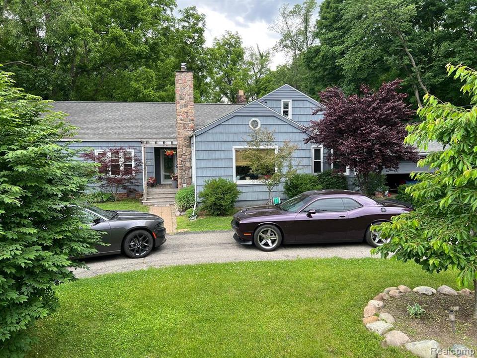 16025 N Haggerty Rd, Plymouth, MI 48170 1 photo MLS 20221004067 Movoto