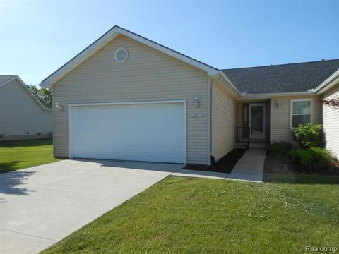 217 Quail Dr, Capac, MI 48014 photo 1