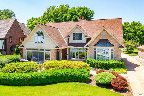 20428 E River Rd, Grosse Ile, MI 48138 photo 1