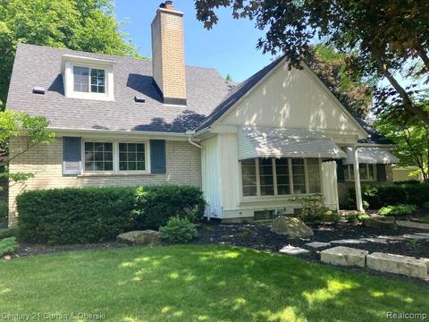 10 Danvers Ln, Dearborn, MI 48120 photo 1