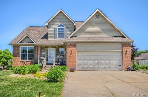 9339 Meadowview Dr, Davison, MI 48423 photo 1