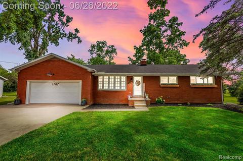 1787 N Custer Rd, Monroe, MI 48162 photo 1