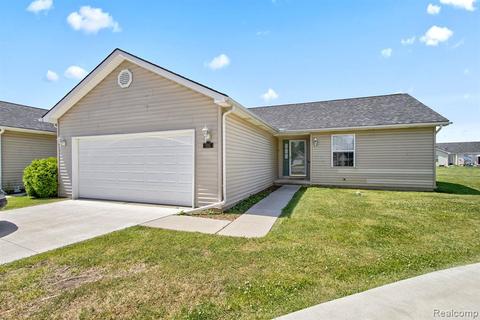 105 Quail Ct, Capac, MI 48014 photo 1