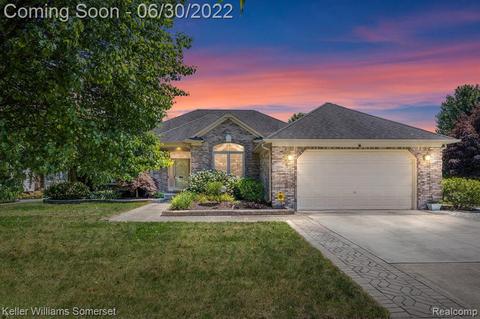 20538 Vine Dr, Macomb, MI 48044 photo 1