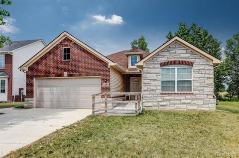 33500 Sand Piper Dr, Romulus, MI 48174 photo 1