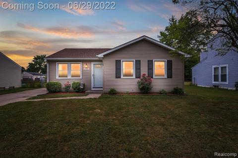 29096 Riveroak Dr, Romulus, MI 48174 photo 1