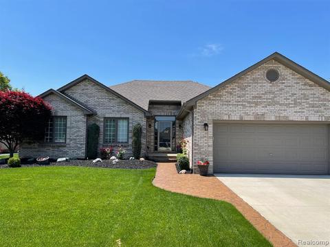 50243 Madison Dr, Macomb, MI 48044 photo 1