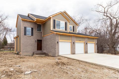 2492 E Maple Rd, Troy, MI 48083 photo 1