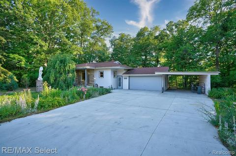 5449 Flushing Rd, Flushing, MI 48433 photo 1