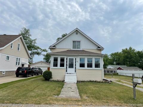 61 Ash St, Monroe, MI 48162 photo 1
