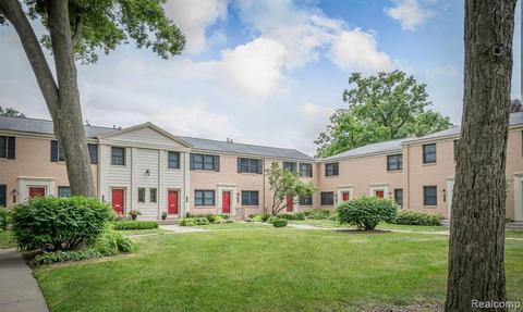 1940 Graefield Rd, Birmingham, MI 48009 photo 1