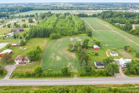 1255 E Newport Rd, Carleton, MI 48117 photo 1