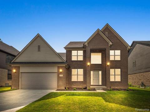 5401 Rangemore Dr, Troy, MI 48085 photo 1