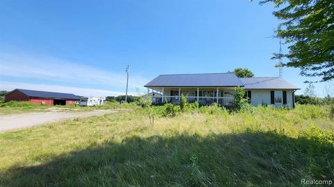 4418 E Wilson Rd, Clio, MI 48420 photo 1