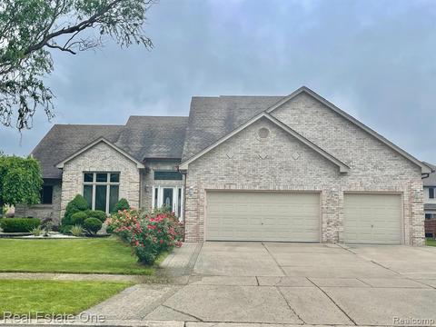 48705 Stonefield Dr, Macomb, MI 48044 photo 1