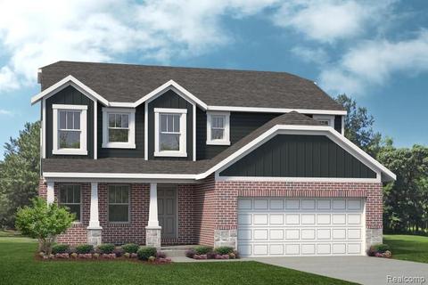 24707 Beach Dr, Macomb, MI 48042 photo 1