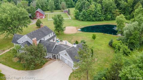 6277 N Elms Rd, Flushing, MI 48433 photo 1