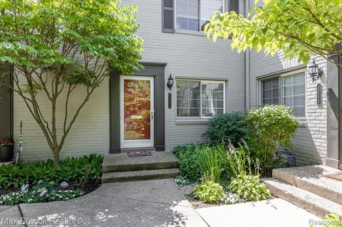 1722 Graefield Rd #46, Birmingham, MI 48009 photo 1