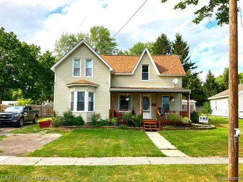 3 2nd St, Yale, MI 48097 photo 1