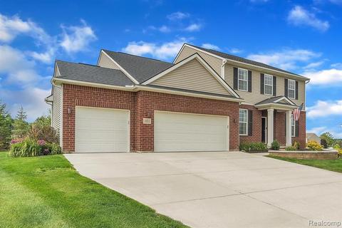 1631 Sandra Dr, Highland, MI 48357 photo 1
