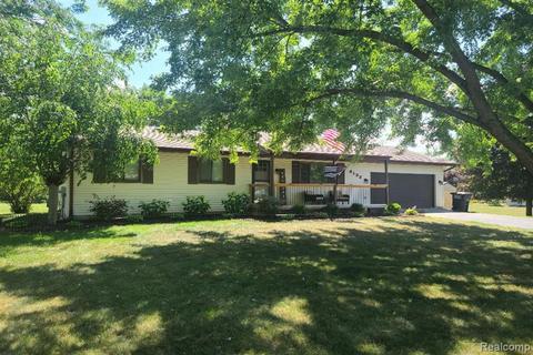 4133 Mohawk Trl, Adrian, MI 49221 photo 1