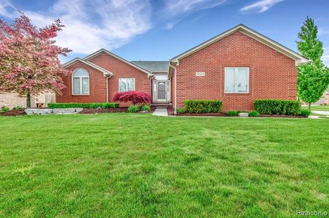 54564 Laurel Dr, Macomb, MI 48042 photo 1